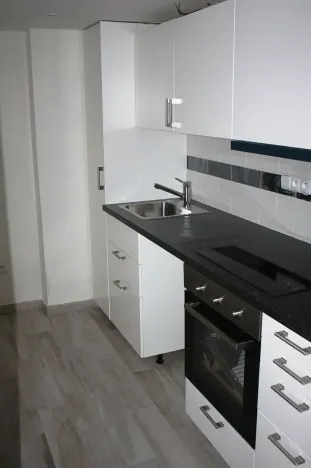 Pronájem bytu 2+1, Praha - Holešovice, Dělnická, 43 m2