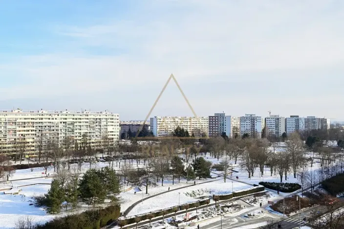 Prodej bytu 3+1, Praha - Prosek, Vysočanská, 74 m2