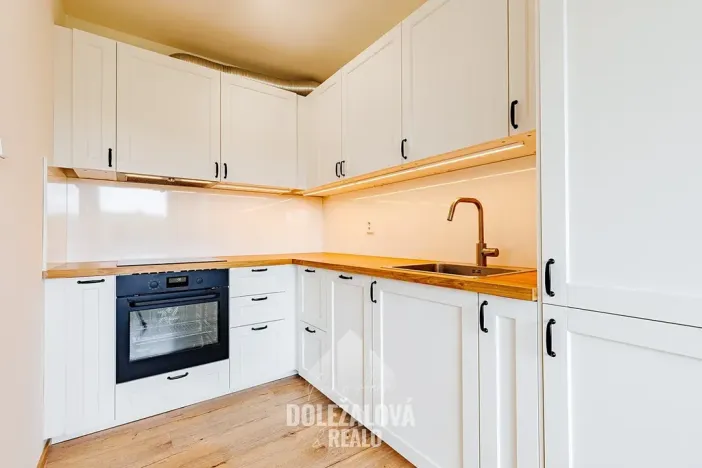 Pronájem bytu 2+kk, Nové Město na Moravě, Budovatelů, 41 m2