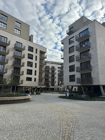 Pronájem bytu 1+kk, Brno, Bratislavská, 38 m2