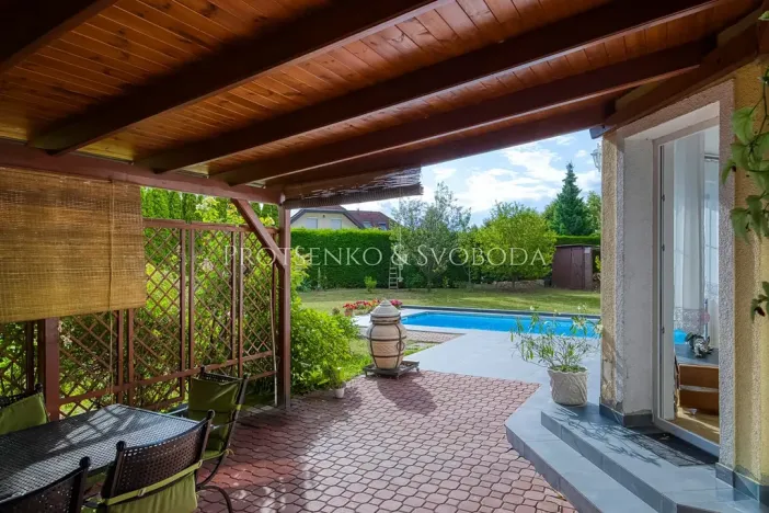 Prodej rodinného domu, Hostivice, náměstí Jana IV. z Dražic, 185 m2