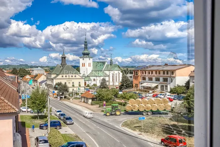 Prodej vícegeneračního domu, Křižanov, Benešovo náměstí, 530 m2