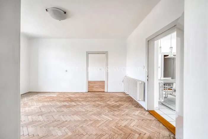 Prodej ordinace, Křižanov, Benešovo náměstí, 530 m2