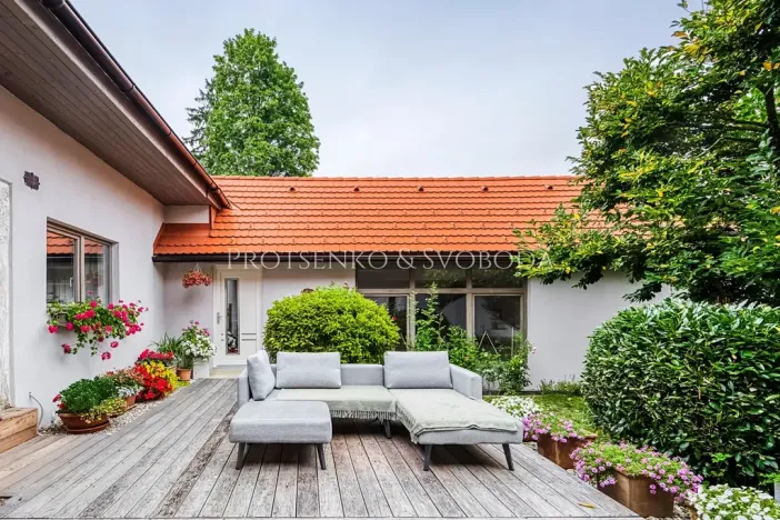 Prodej rodinného domu, Pavlov, 354 m2