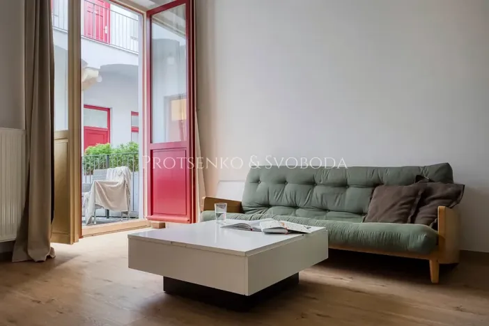 Prodej bytu 2+kk, Praha - Karlín, Prvního pluku, 73 m2