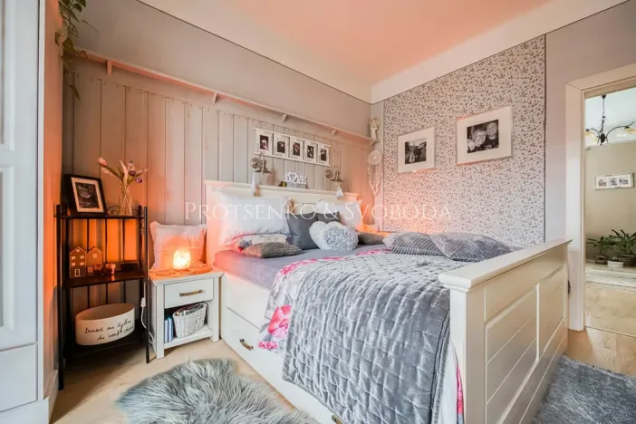 Prodej obchodního prostoru, Suchdol nad Lužnicí, Pražská, 180 m2