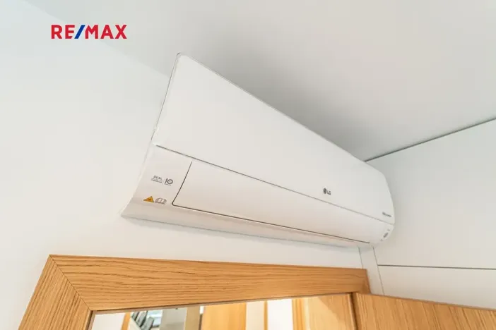 Pronájem bytu 3+kk, Praha - Kunratice, Děbolínská, 92 m2