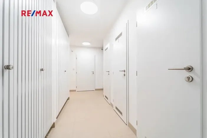 Pronájem bytu 3+kk, Praha - Kunratice, Děbolínská, 92 m2