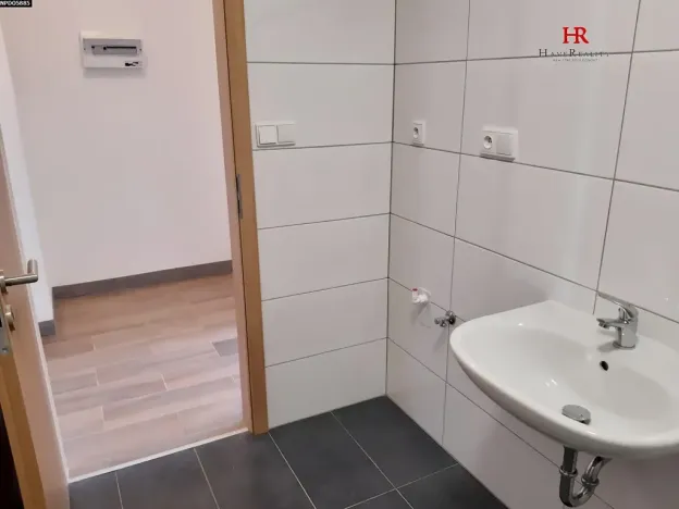 Prodej bytu 2+kk, Milovice, Višňová, 33 m2