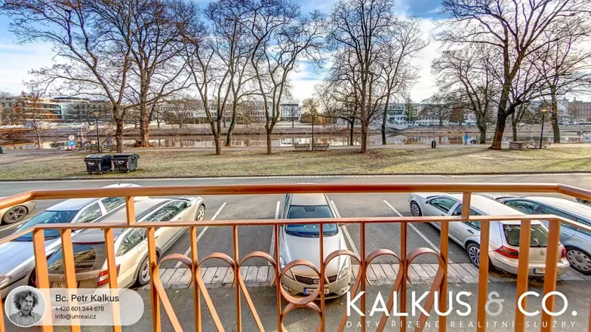 Pronájem bytu 3+kk, Hradec Králové, Smetanovo nábřeží, 75 m2