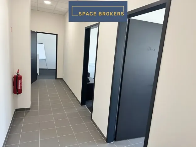 Pronájem obchodního prostoru, Tuchoměřice, 937 m2