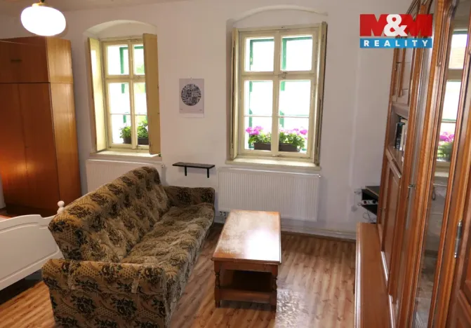 Prodej rodinného domu, Velvary, Růžová, 50 m2
