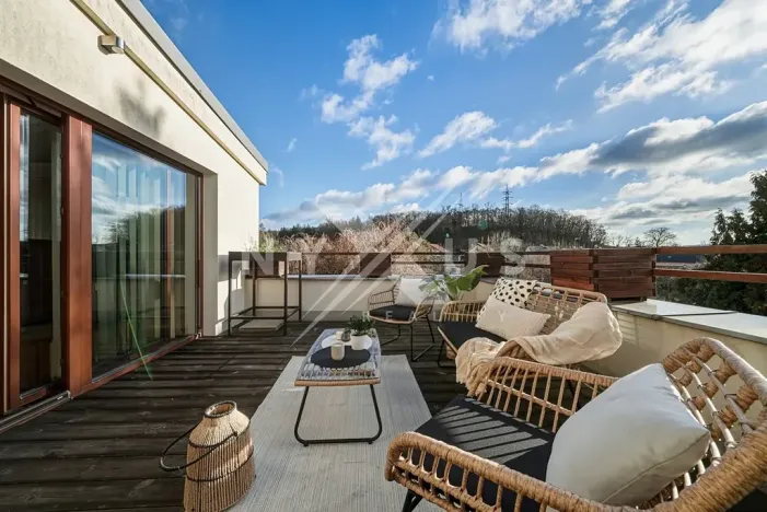 Prodej rodinného domu, Praha - Kyje, Hodějovská, 308 m2