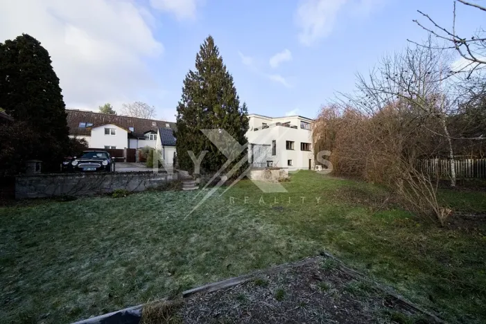 Prodej rodinného domu, Praha - Kyje, Hodějovská, 308 m2