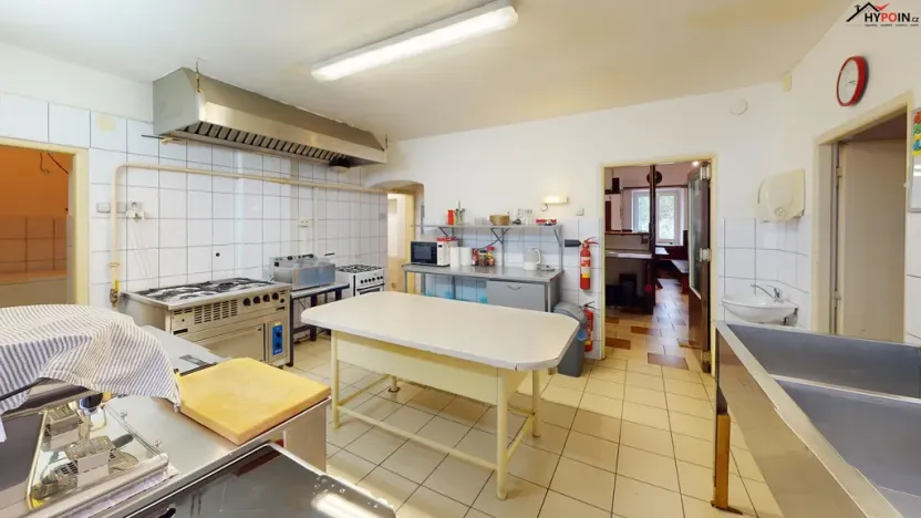 Prodej restaurace, Kvasiny, 550 m2