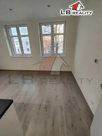 Pronájem bytu 2+kk, Kolín, Politických vězňů, 45 m2
