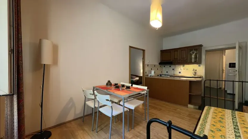 Pronájem bytu 2+kk, Praha - Holešovice, Komunardů, 50 m2