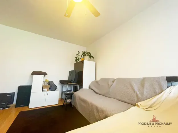 Prodej bytu 2+1, Karlovy Vary, Gagarinova, 64 m2