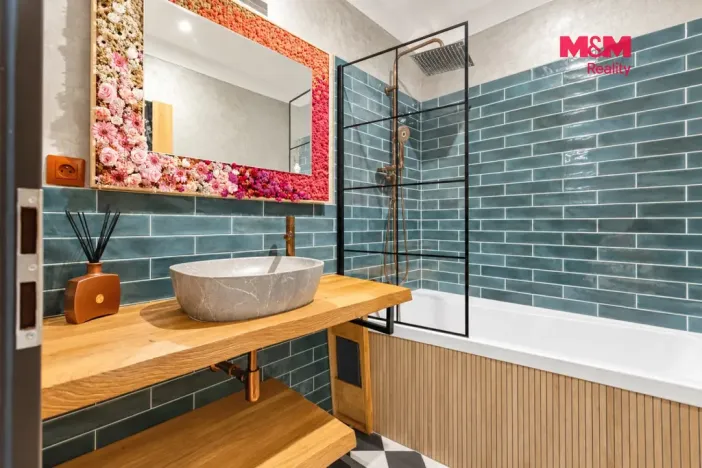 Prodej bytu 4+kk, Klatovy - Klatovy III, Husovo náměstí, 78 m2