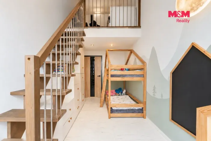 Prodej bytu 4+kk, Klatovy - Klatovy III, Husovo náměstí, 78 m2