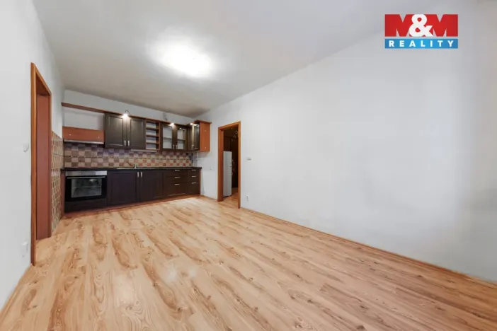 Pronájem bytu 2+kk, Karlovy Vary - Bohatice, Jáchymovská, 52 m2