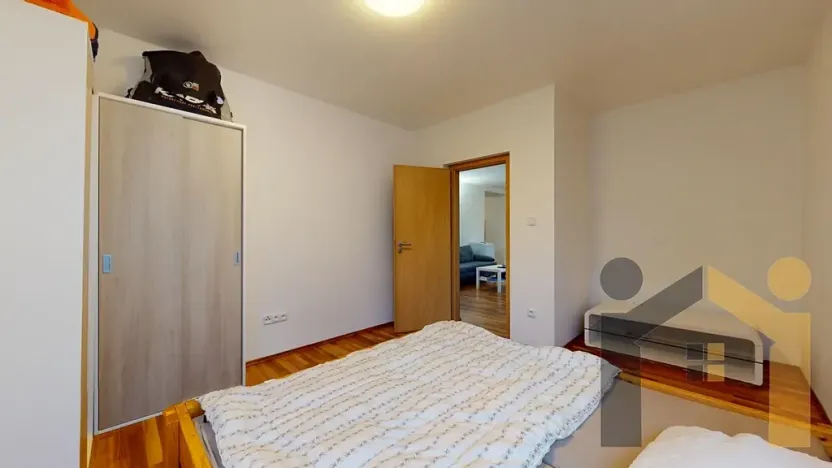 Pronájem bytu 3+kk, Praha - Hostivař, Hornoměcholupská, 84 m2