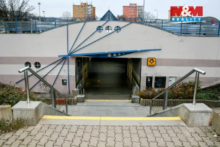 Prodej bytu 2+1, Praha - Hloubětín, Mochovská, 52 m2