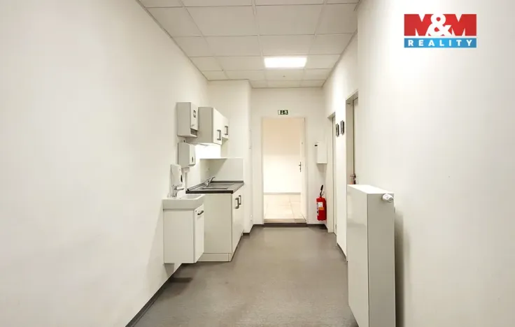 Pronájem obchodního prostoru, Tanvald, Krkonošská, 180 m2