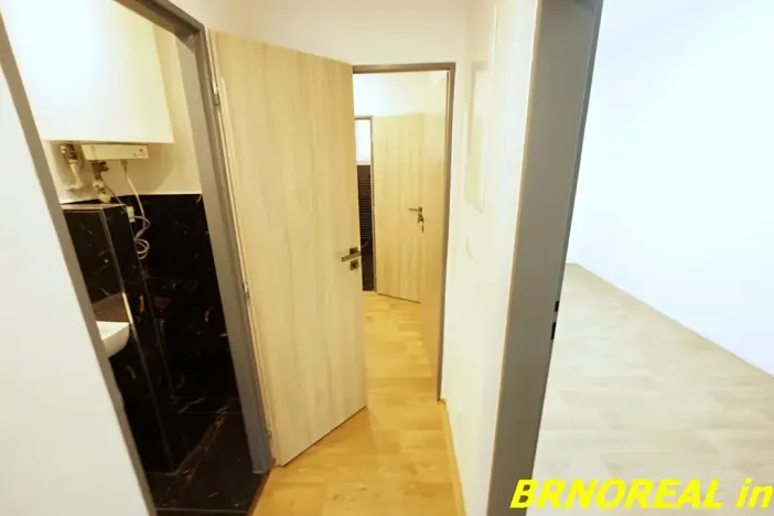 Pronájem bytu 1+1, Brno, Hybešova, 20 m2