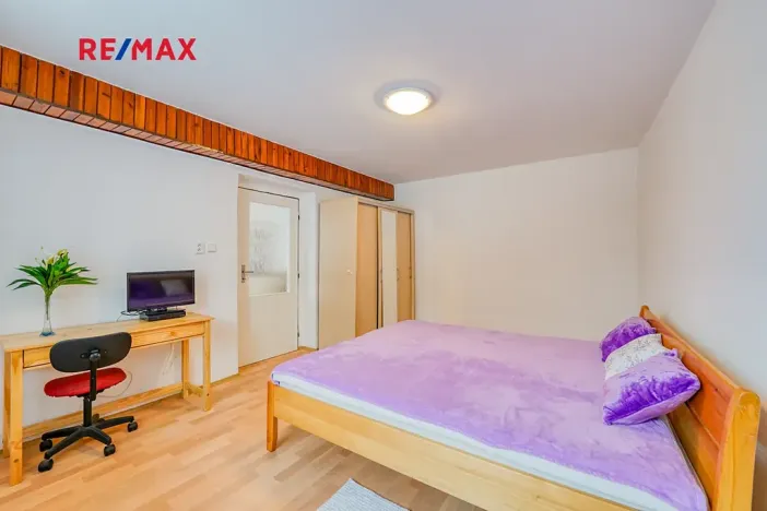 Prodej rodinného domu, Sedlčany, 93 m2