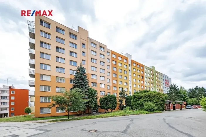 Pronájem bytu 1+1, Jindřichův Hradec, sídliště Vajgar, 43 m2