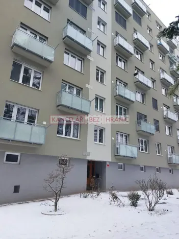 Pronájem bytu 1+1, Kuřim, Na Královkách, 35 m2