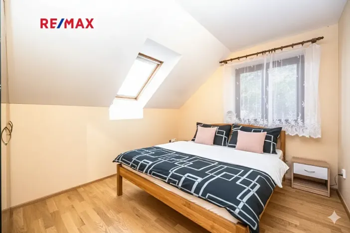 Pronájem rodinného domu, Mirošovice, Senohrabská, 150 m2