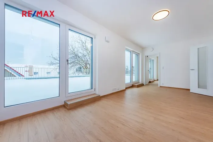 Pronájem bytu 2+kk, Hostivice, Cihlářská, 46 m2