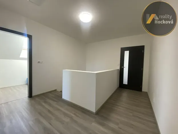 Pronájem rodinného domu, Postřižín, Prostřední, 175 m2