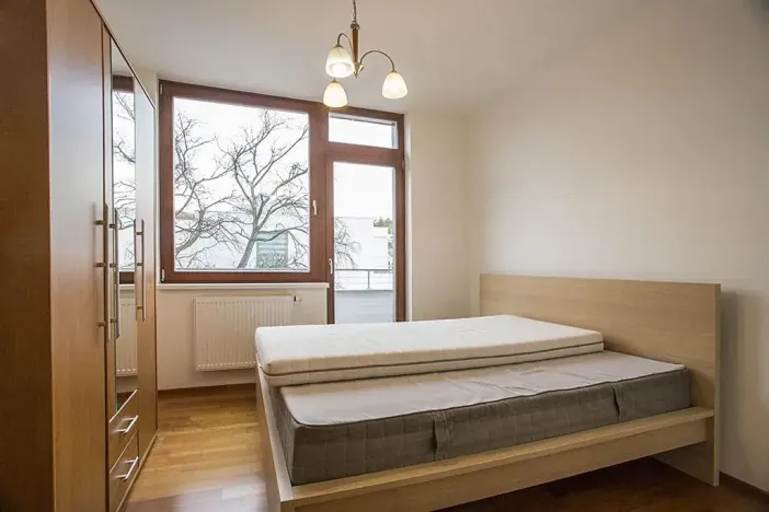 Pronájem bytu 4+kk, Praha - Veleslavín, Pod dvorem, 100 m2