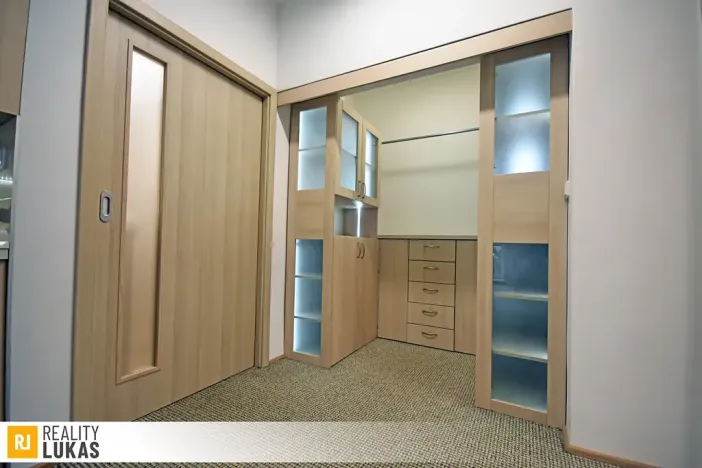 Pronájem bytu 3+kk, Ostrava, U Sportoviště, 90 m2