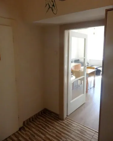 Pronájem bytu 2+kk, Praha - Vršovice, Holandská, 43 m2