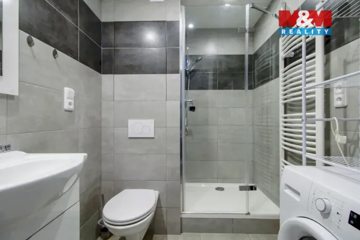 Pronájem bytu 1+kk, Klatovy - Klatovy IV, Suvorovova, 31 m2