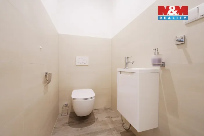 Pronájem rodinného domu, Plzeň - Radobyčice, Řadová, 139 m2