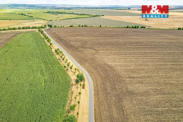 Prodej pole, Žatčany, 25490 m2