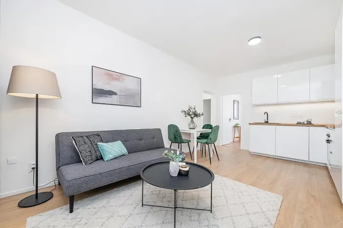 Prodej bytu 3+kk, Praha - Malešice, Počernická, 57 m2