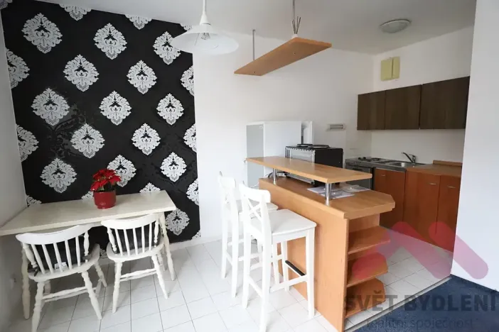 Pronájem bytu 1+kk, Praha - Vysočany, bratří Dohalských, 43 m2