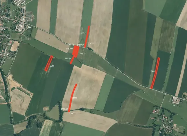 Prodej podílu pole, Dolní Bukovsko, 24735 m2