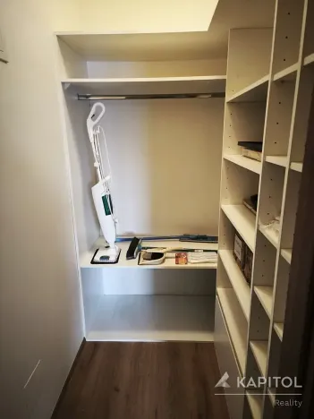 Pronájem bytu 3+kk, Praha - Hostavice, U Hostavického potoka, 67 m2