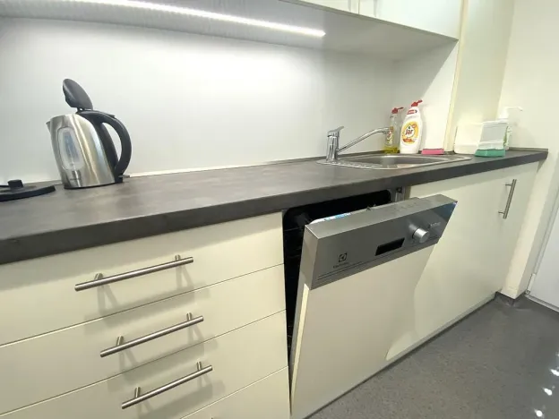 Pronájem kanceláře, Brno - Štýřice, Pražákova, 18 m2