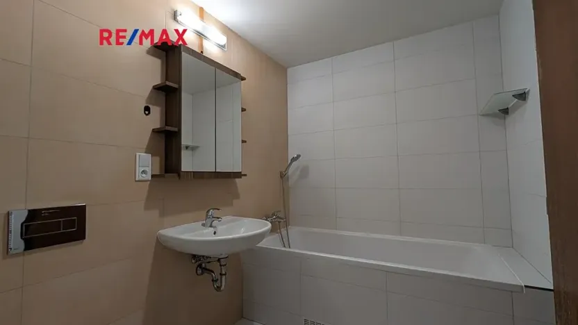 Pronájem bytu 2+kk, Praha - Stodůlky, Jeremiášova, 47 m2