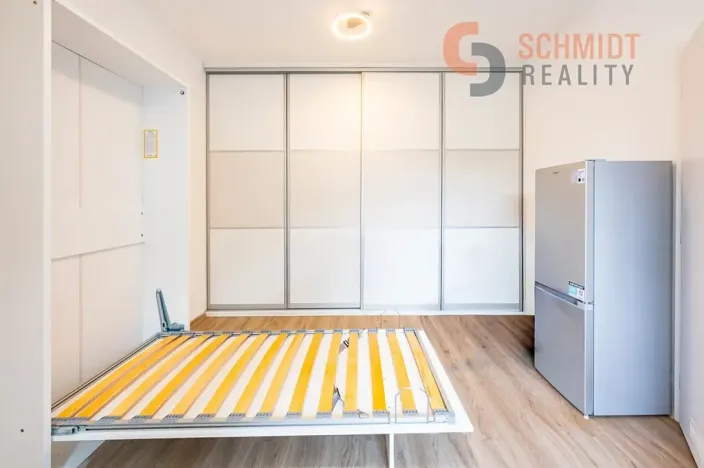 Pronájem bytu 1+kk, Břeclav, 21 m2