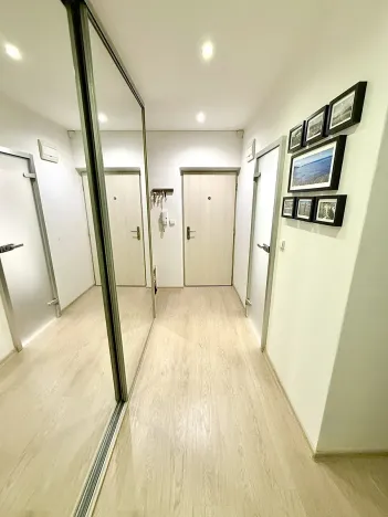 Pronájem bytu 2+kk, Praha - Vokovice, Jemenská, 57 m2