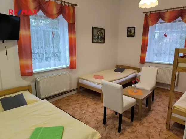 Prodej rodinného domu, Lipová-lázně, 555 m2